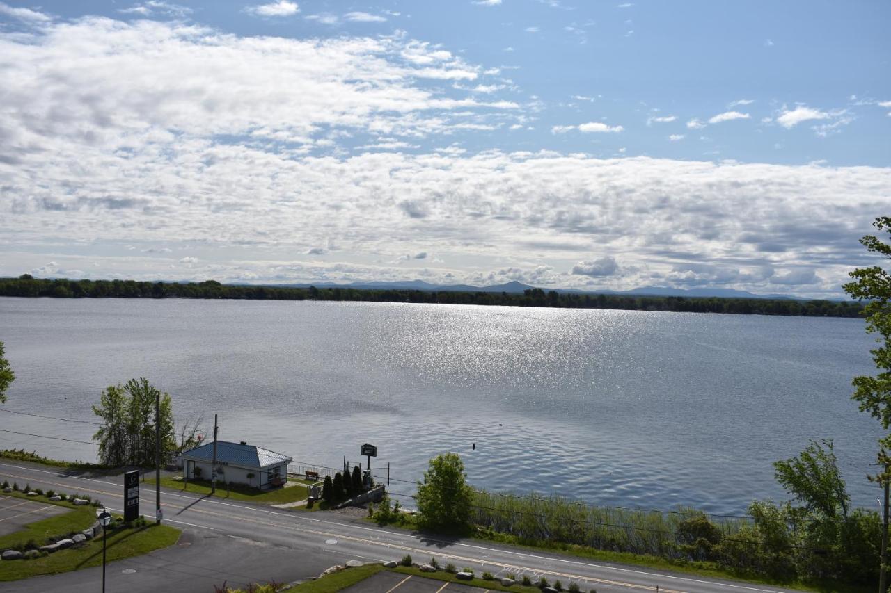 La Cache Du Lac Champlain Ξενοδοχείο Venise-en-Québec Εξωτερικό φωτογραφία