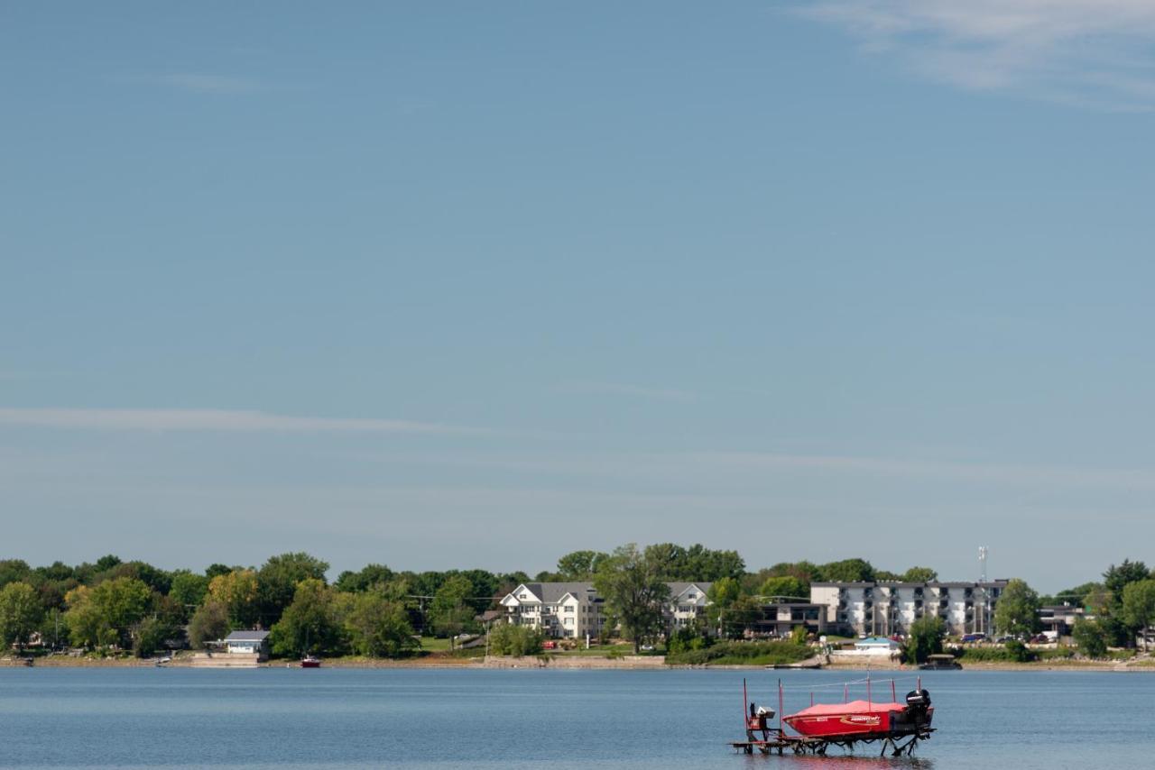 La Cache Du Lac Champlain Ξενοδοχείο Venise-en-Québec Εξωτερικό φωτογραφία